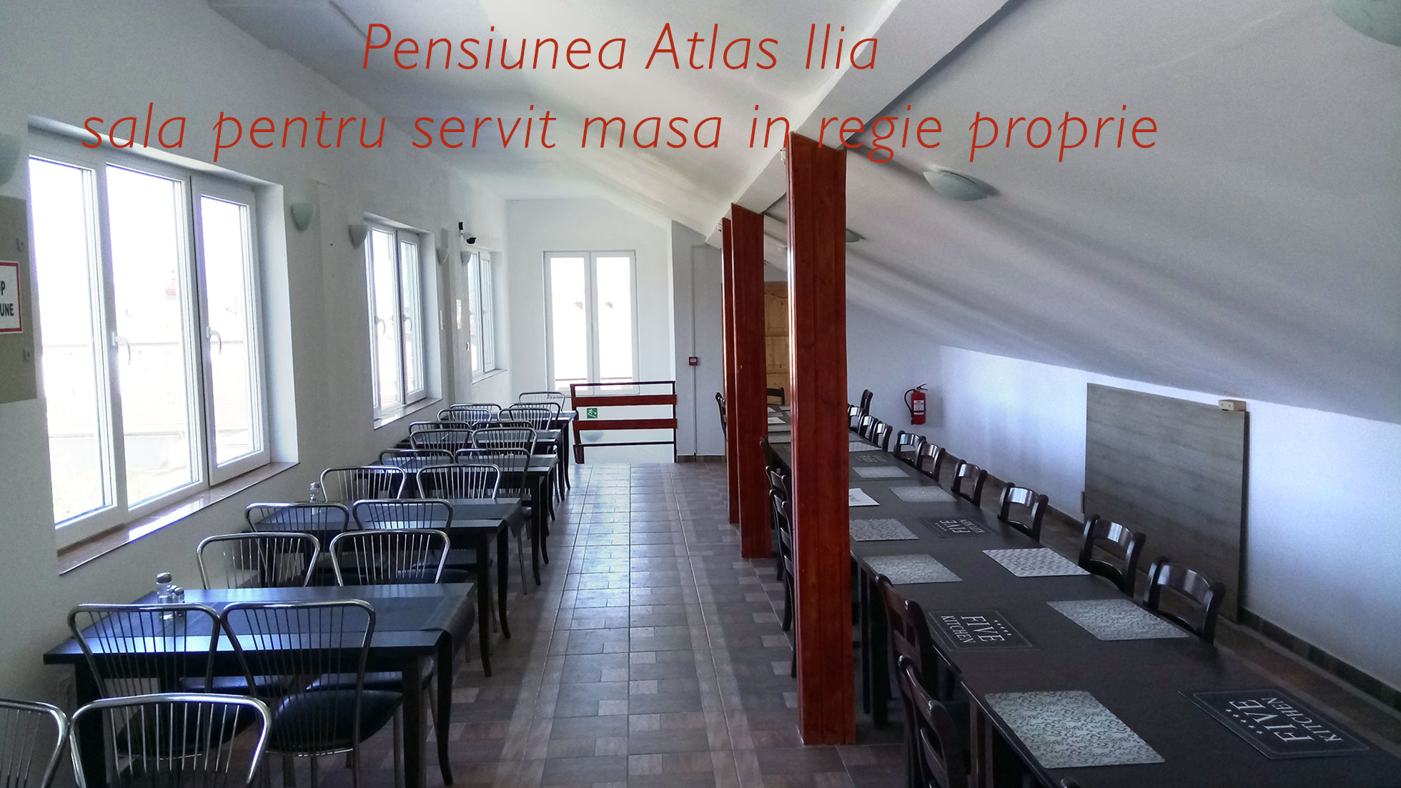 Pensiunea Atlas Ilia - sala pentru servit masa
